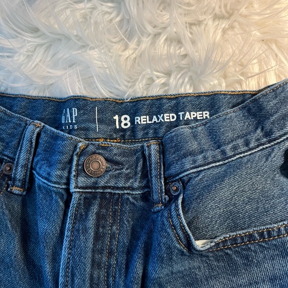 Gap Kids Relaxed Taper pants jeans - Picture 2 of 10